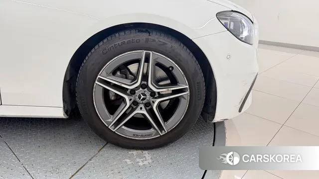Mercedes-Benz E-Class W213 id 3707351 из Кореи 19