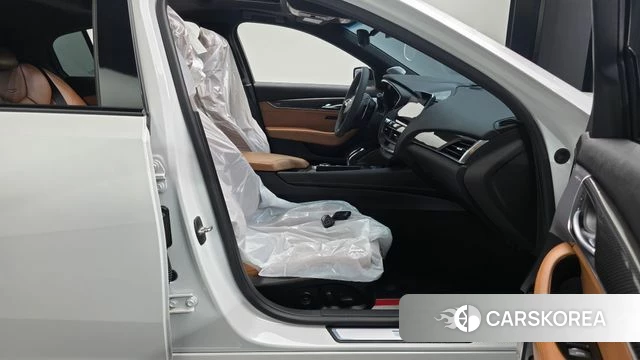 Cadillac CT5 id 3885296 из Кореи 19