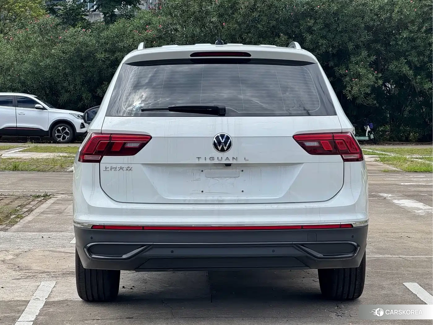 Volkswagen Tiguan L id 4654980 из Китая 9