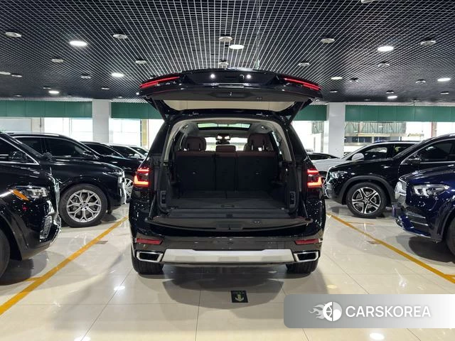 BMW X7 id 4273247 из Китая 19