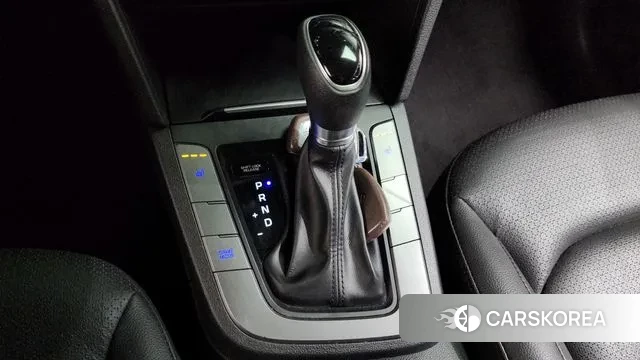 Hyundai Avante AD id 3742775 из Кореи 19