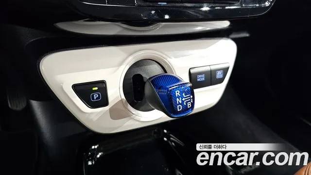 Toyota Prius 4th Generation id 2704919 из Кореи 19