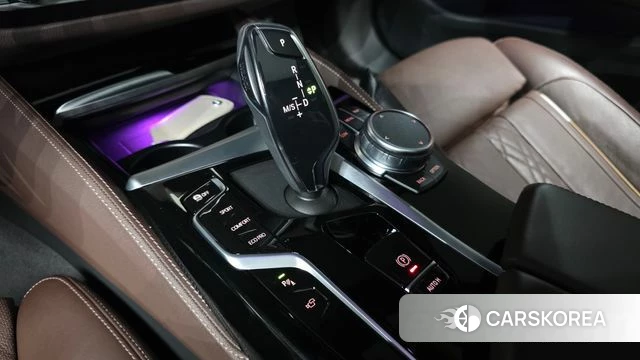 BMW 5 Series (G30) id 4692016 из Кореи 37