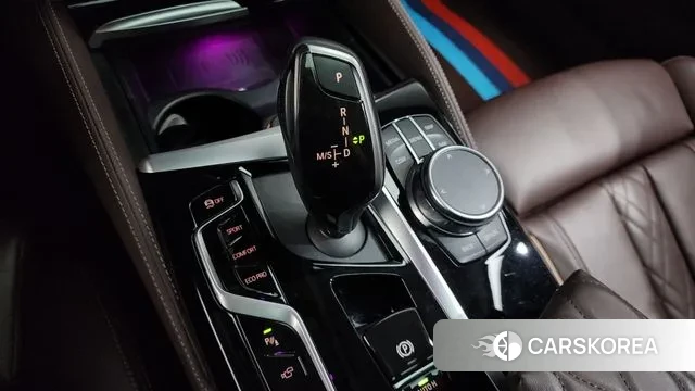 BMW 5 Series (G30) id 3433297 из Кореи 19