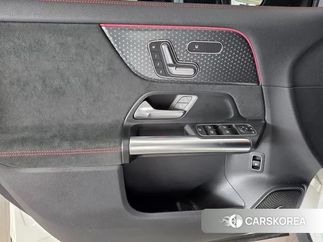 Mercedes-Benz EQA H243 id 3745370 из Кореи 13