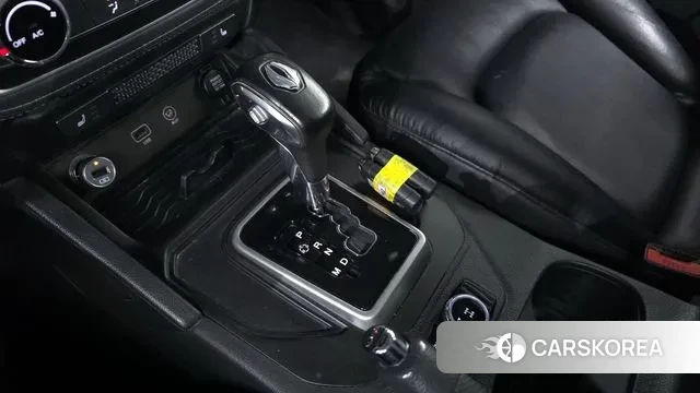 Ssangyong Rexton Sports id 3385978 из Кореи 19