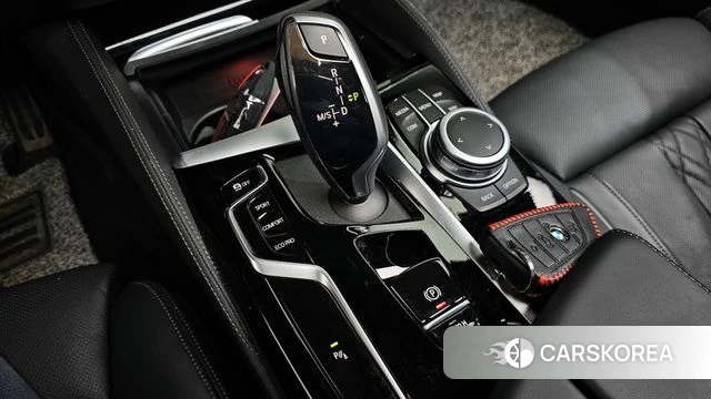BMW 5 Series (G30) id 4428635 из Кореи 19