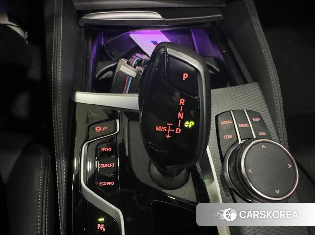 BMW 5 Series (G30) id 3838586 из Кореи 15