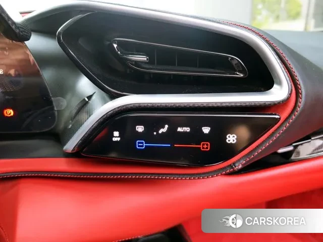 Ferrari 296 GTS id 3021855 из Кореи 19