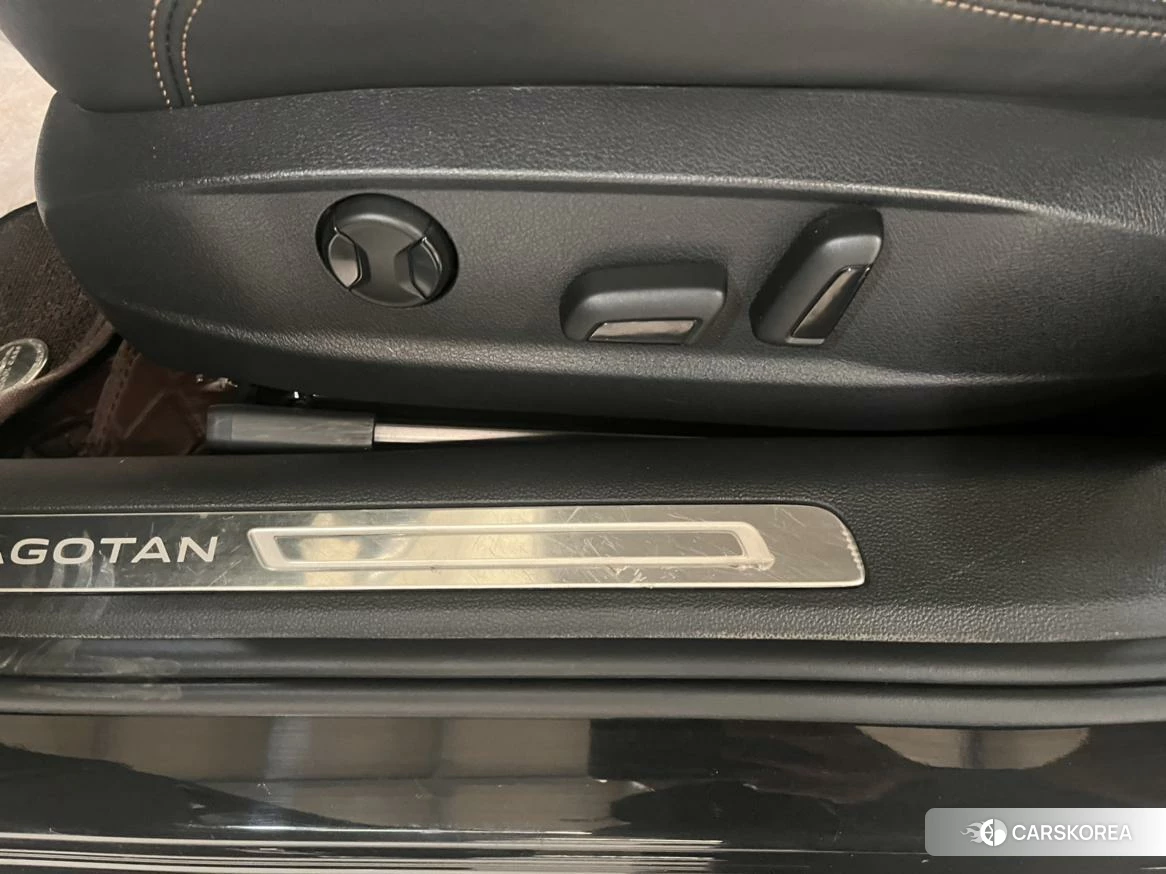 Volkswagen Magotan id 4461906 из Китая 14