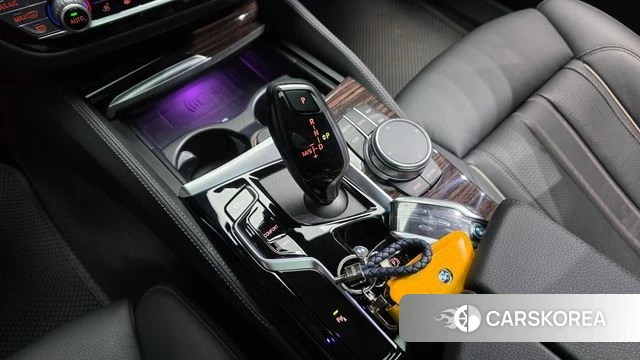 BMW 5 Series (G30) id 4593121 из Кореи 30