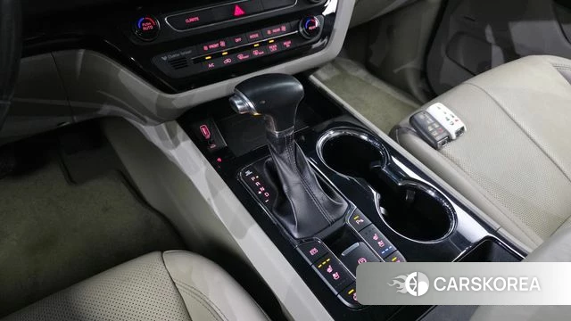 Kia The New Carnival id 3899710 из Кореи 19