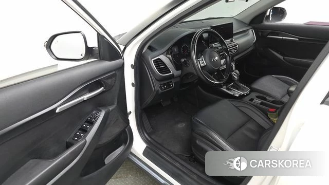 Kia Seltos id 3807353 из Кореи 19