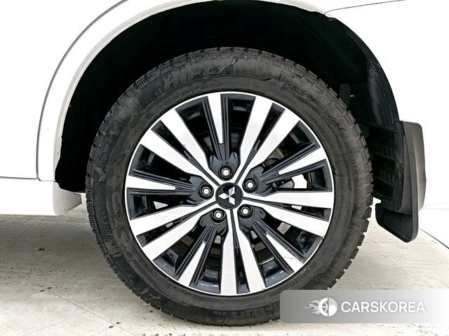 Mitsubishi  Outlander id 4218196 из Китая 19