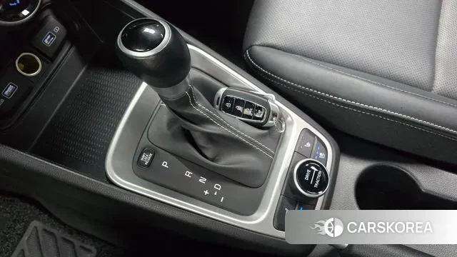 Hyundai Venue id 3721618 из Кореи 19