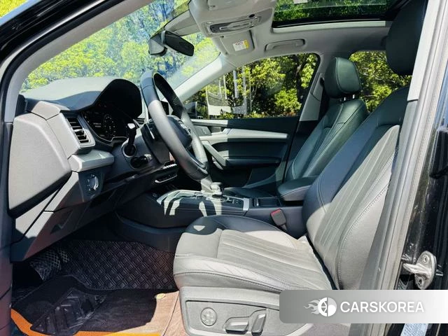 Audi Q5L id 4297609 из Китая 16