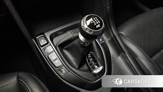 Hyundai Veloster (JS) id 4430376 из Кореи 29