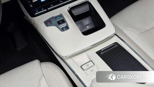 Hyundai The New Grandeur IG Hybrid id 4443749 из Кореи 19