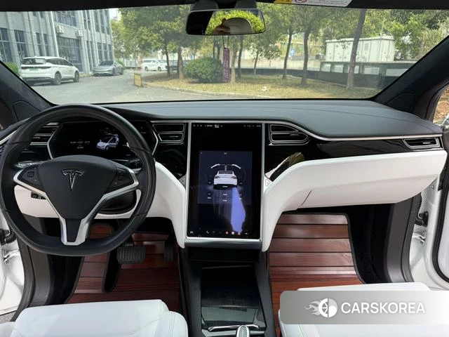Tesla Model X id 4240348 из Китая 18
