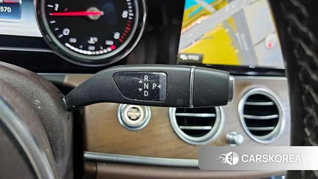 Mercedes-Benz E-Class W213 id 4496510 из Кореи 19