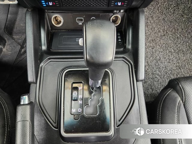 Ssangyong The New Rexton Sports Cannes id 3992901 из Кореи 19