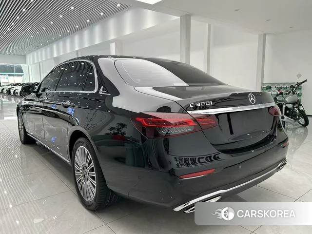 Mercedes-Benz E-class id 4256866 из Китая 33
