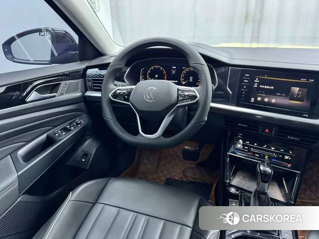 Volkswagen Passat id 4290576 из Китая 11