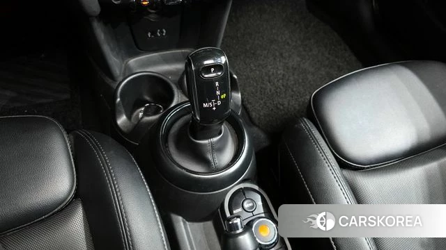 Mini Cooper D id 4305049 из Кореи 19