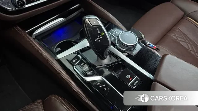 BMW 5 Series (G30) id 3394262 из Кореи 19