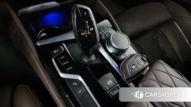 BMW 5 Series (G30) id 2961614 из Кореи 19