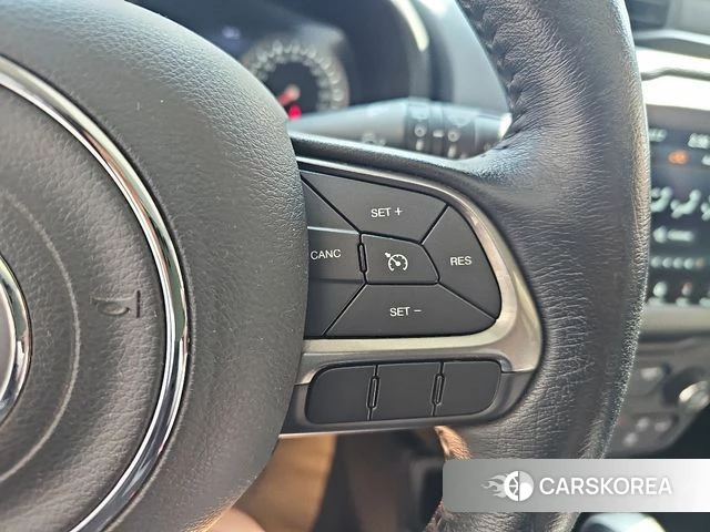 Jeep Renegade id 4732185 из Кореи 19