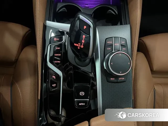 BMW 5 Series (G30) id 3052953 из Кореи 13