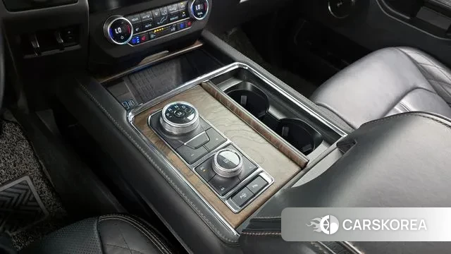 Ford Expeditation id 2998944 из Кореи 19