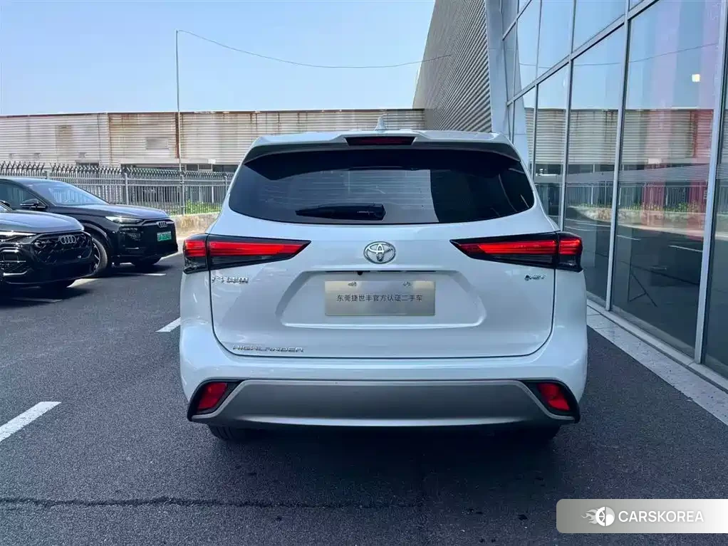 Toyota Highlander id 4538808 из Китая 20