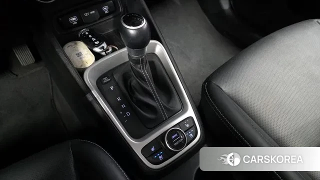 Hyundai Venue id 3763904 из Кореи 19