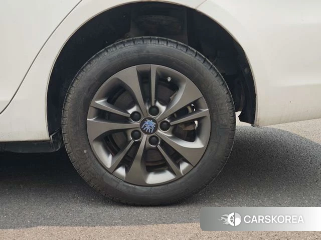 BYD Qin DM id 4235622 из Китая 15