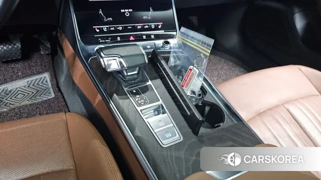 Audi A6 (C8) id 3640743 из Кореи 19