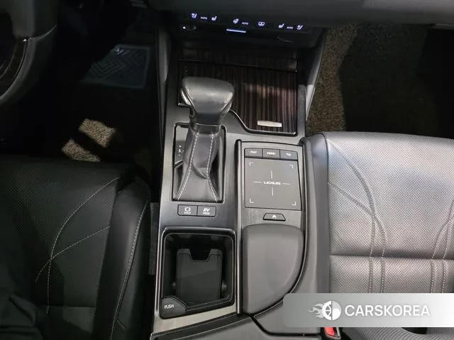 Lexus ES300h 7th generation id 3315479 из Кореи 14