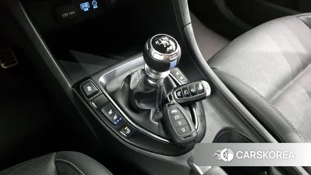 Hyundai Veloster (JS) id 3039072 из Кореи 19