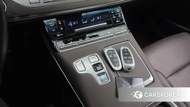 Hyundai The New Grandeur IG id 3524687 из Кореи 19