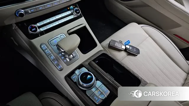 Genesis G90 id 3478592 из Кореи 19