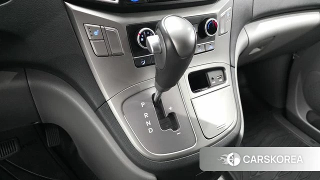 Hyundai The New Grand Starex id 4020056 из Кореи 19