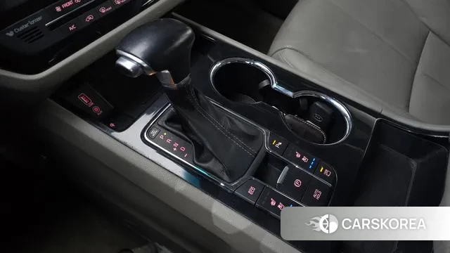 Kia The New Carnival id 3728638 из Кореи 19