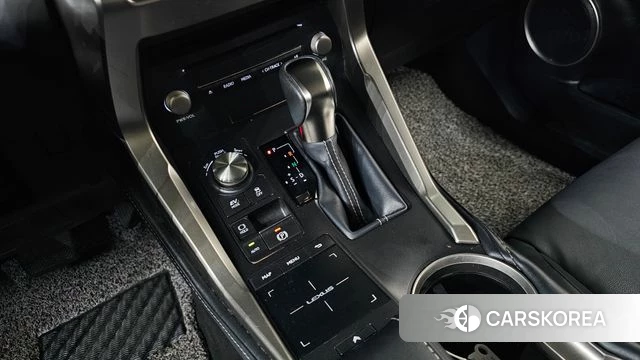 Lexus NX300h id 3942896 из Кореи 19