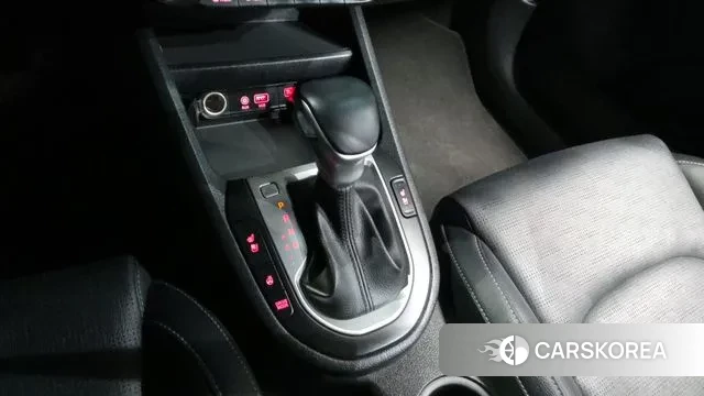 Kia Come New K3 id 3028850 из Кореи 19