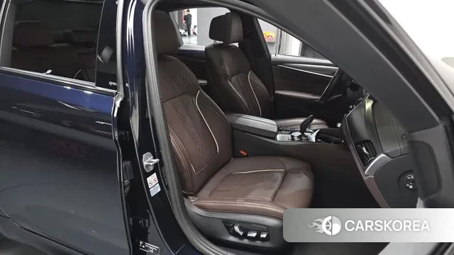 BMW 5 Series (G30) id 3360108 из Кореи 19