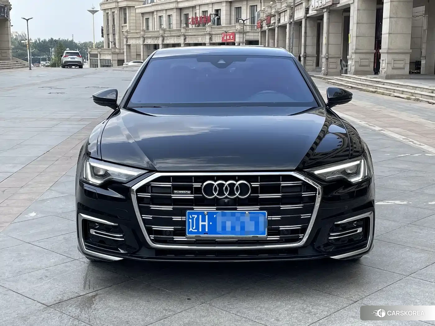 Audi A6L id 4538657 из Китая 9