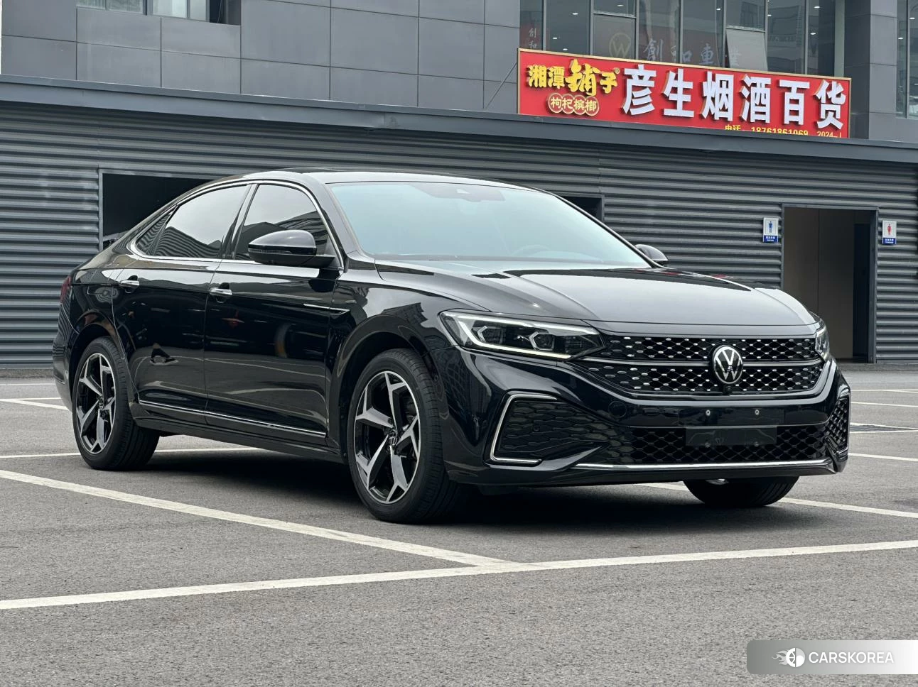 Volkswagen Passat id 4440663 из Китая 18