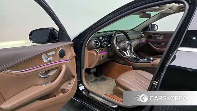 Mercedes-Benz E-Class W213 id 4310751 из Кореи 29