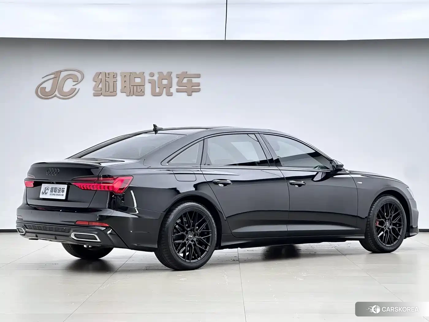 Audi A6L id 4539187 из Китая 16